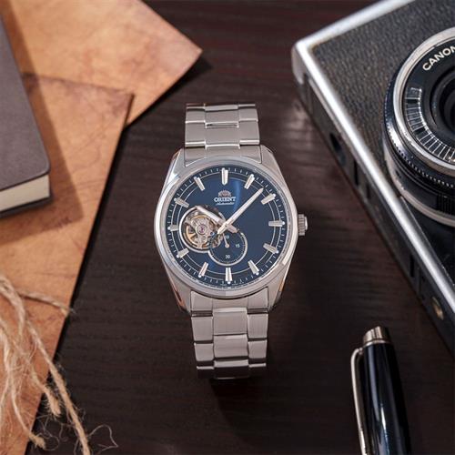 Đồng hồ Orient Contemporary 42 mm Nam RA-AR0003L30B Màu Bạc