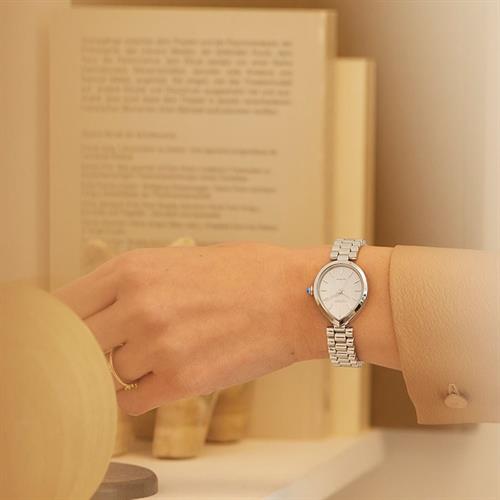 Đồng hồ Citizen 35 mm Nữ EM1200-55A Màu Bạc