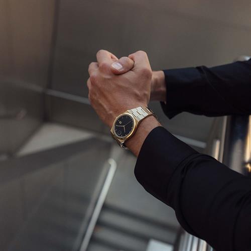 Đồng hồ MOVADO 40 mm Nam 3601223 Màu Vàng