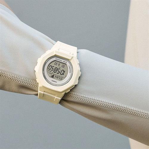 Đồng hồ G-Shock G-Squad 43.8 mm Nữ GMD-B300-7DR Màu Trắng