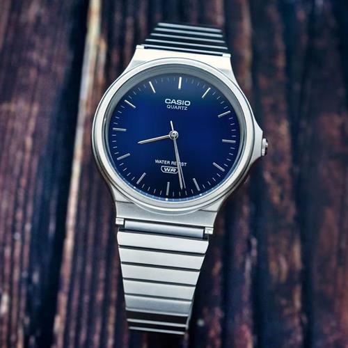 Đồng hồ Casio 34.9 mm Nam MQ-24DA-2ADF Màu Bạc