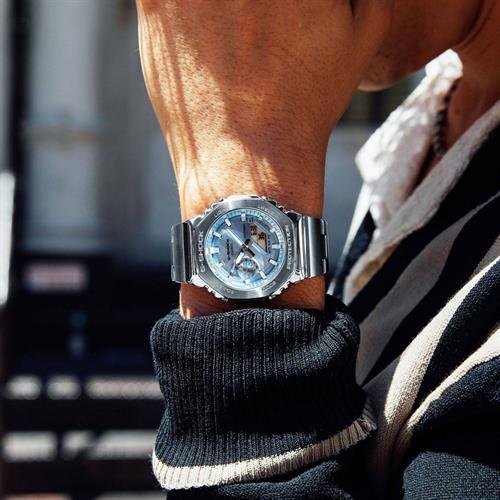 Đồng hồ G-Shock 44.4 mm Nam GM-2110D-2ADR Màu Bạc