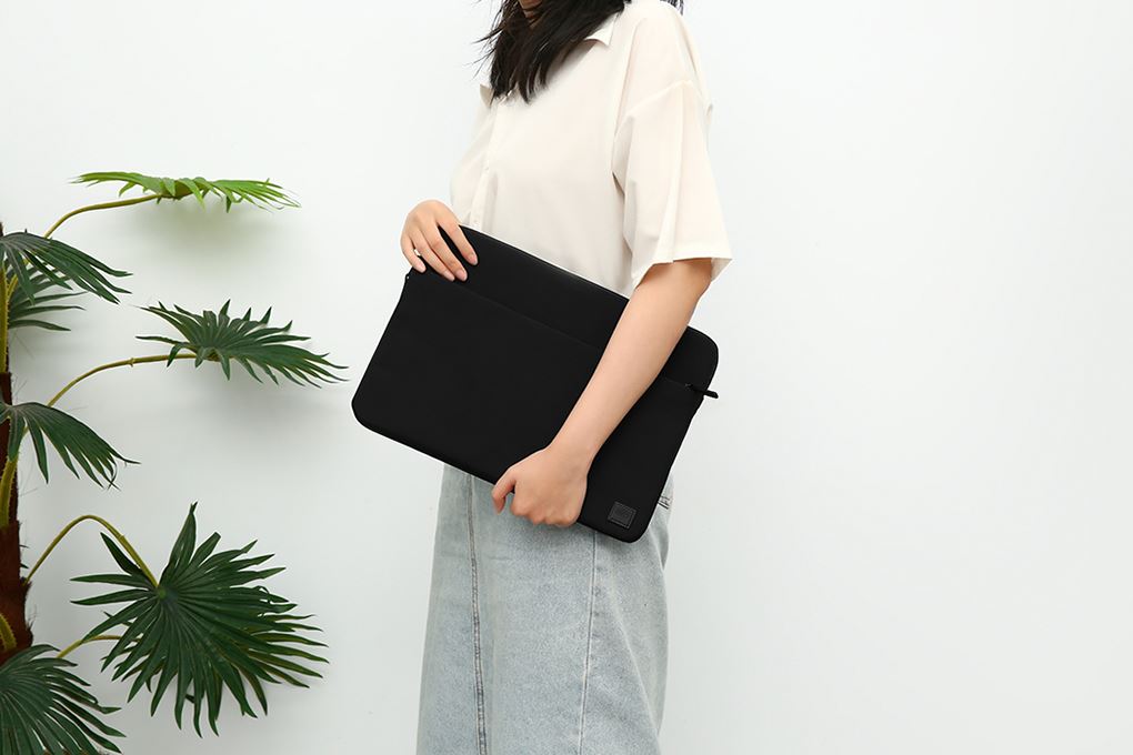 Túi đựng laptop 14 inch UniQ Vienna Protective Nylon - 11