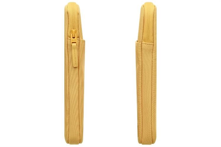 Túi đựng laptop 14 inch UniQ Vienna Protective Nylon Màu Vàng đậm