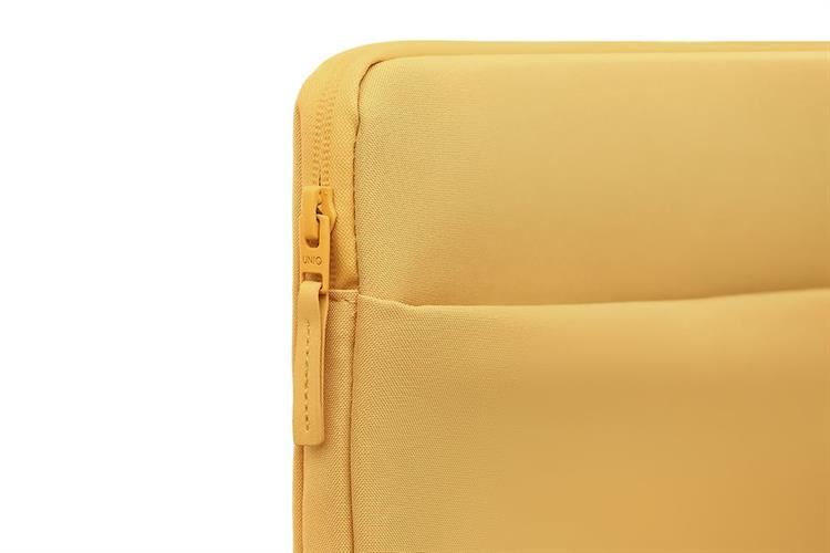 Túi đựng laptop 14 inch UniQ Vienna Protective Nylon Màu Vàng đậm