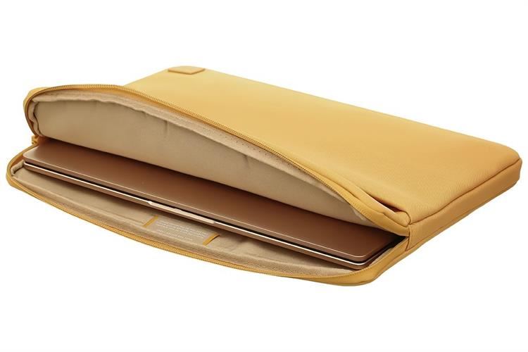 Túi đựng laptop 14 inch UniQ Vienna Protective Nylon Màu Vàng đậm