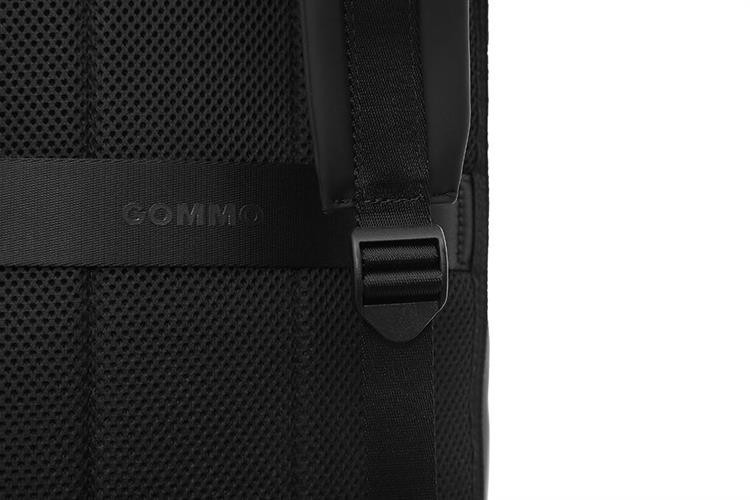 Balo Laptop 15.6 inch Tucano Gommo Màu Đen