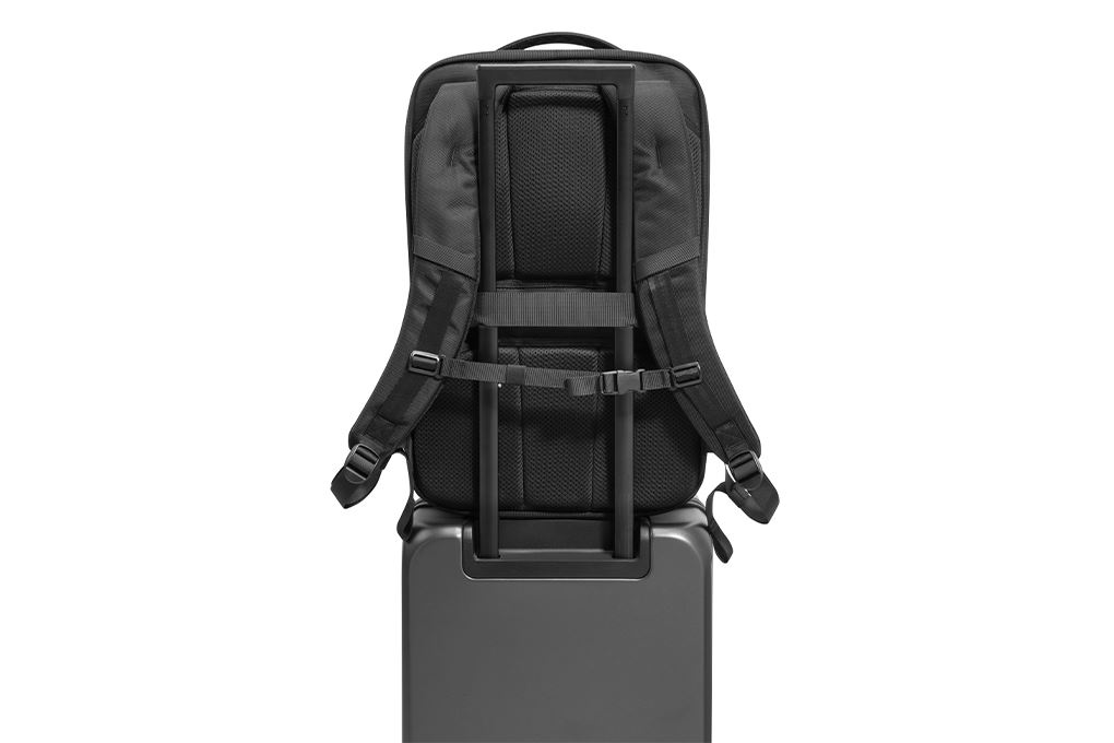 Balo Laptop 17 inch Tomtoc Navigator T67M1D1 - 11
