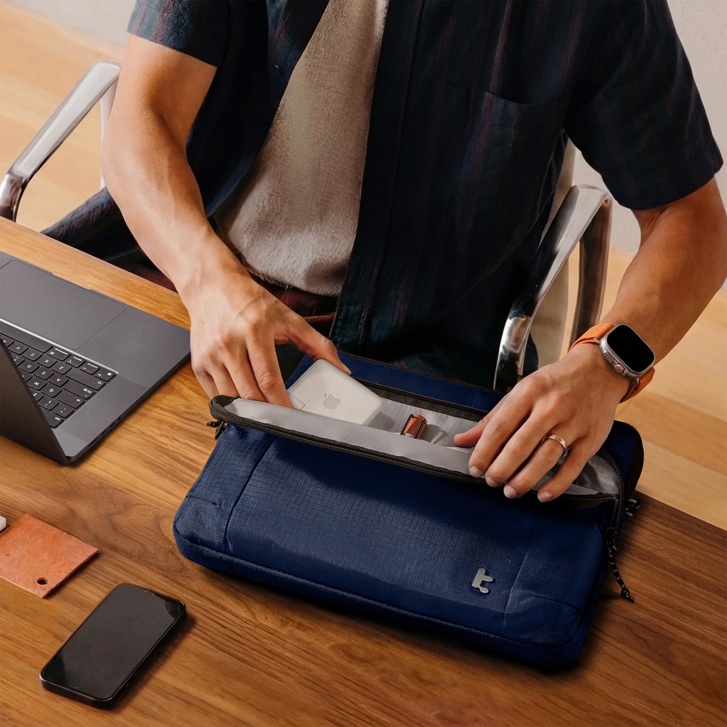 Túi xách chống sốc Laptop 14 inch Tomtoc (USA) Essence-A34 A34D2 - 5