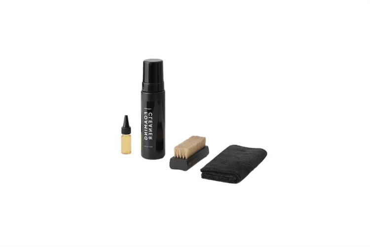 Bộ vệ sinh đa năng HyperWork Care Kit Màu Đen