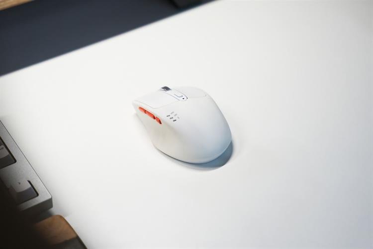 Chuột sạc Bluetooth HyperWork Silentium MS01 Màu Trắng