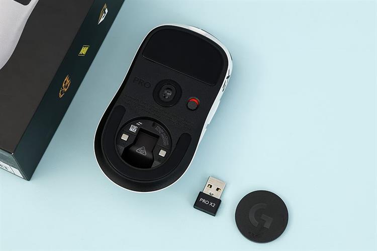 Chuột Không dây Gaming Logitech Pro X2 Superstrike Màu Trắng