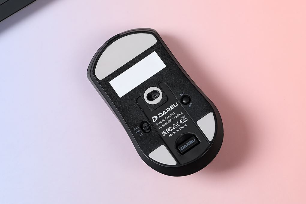 Chuột sạc Bluetooth Gaming Dareu EM950T Màu Đen