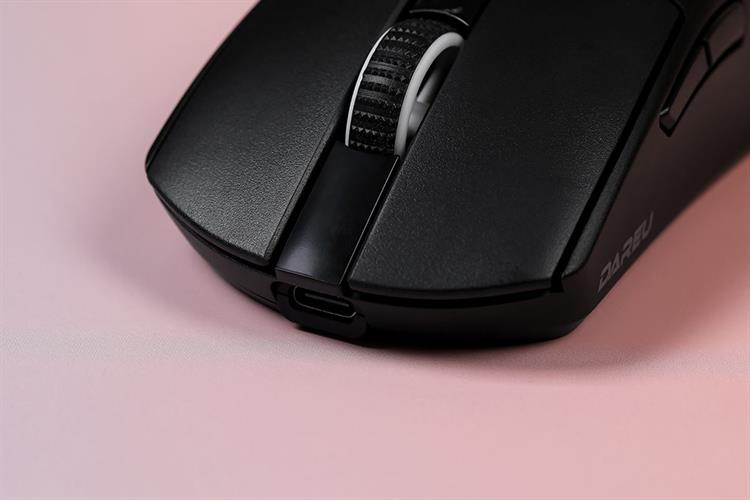 Chuột sạc Bluetooth Gaming Dareu EM950T Màu Đen