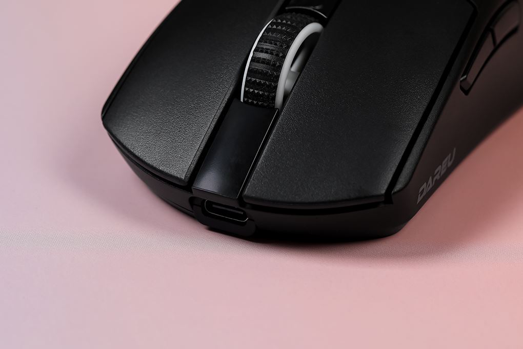 Chuột sạc Bluetooth Gaming Dareu EM950T Màu Đen