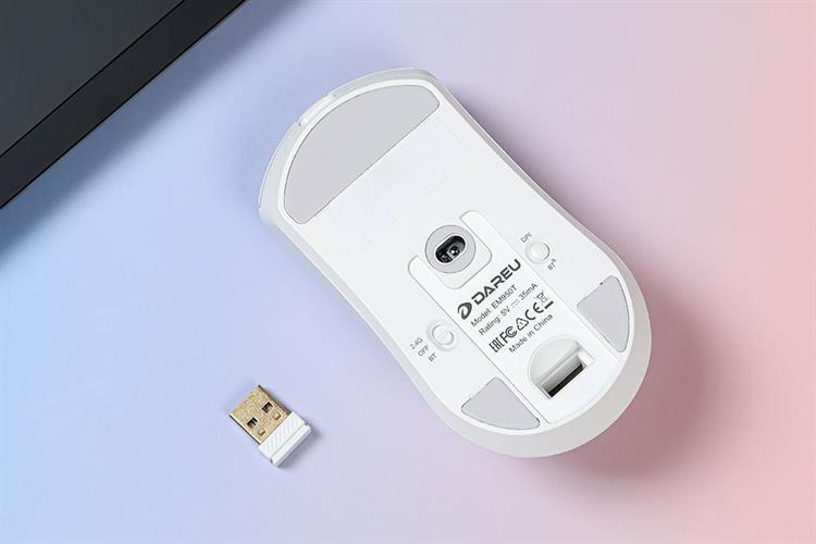 Chuột sạc Bluetooth Gaming Dareu EM950T Màu Trắng