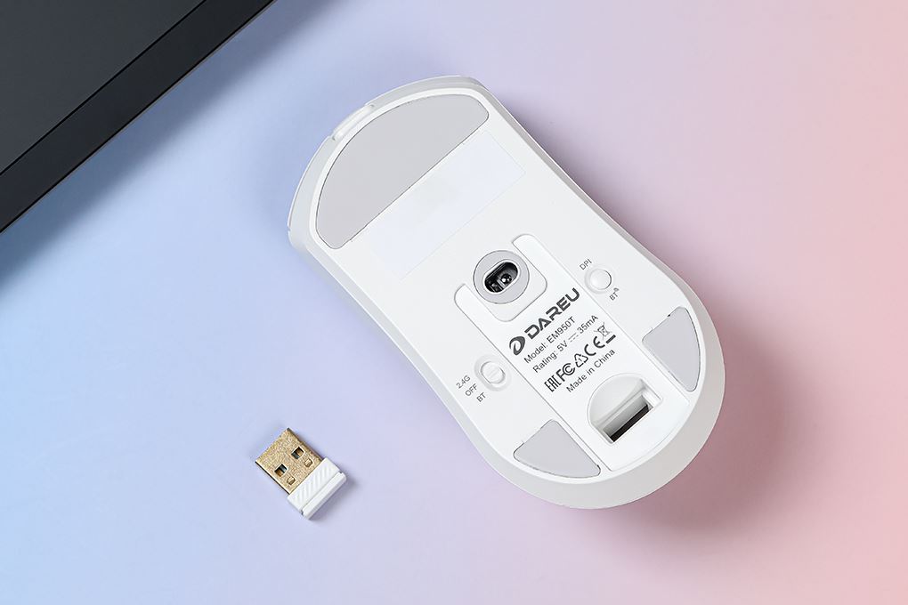 Chuột sạc Bluetooth Gaming Dareu EM950T Màu Trắng