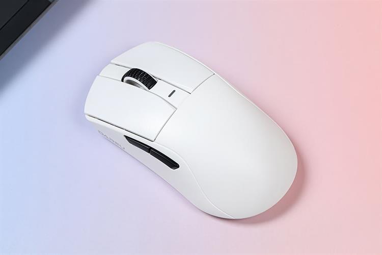 Chuột sạc Bluetooth Gaming Dareu EM950T Màu Trắng