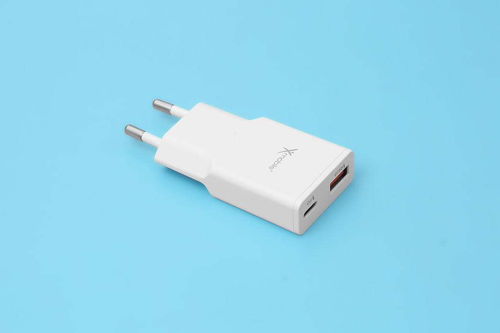 Sạc nhanh 2 cổng USB Type-C QC3.0 PD 30W Xmobile ACL100-QP30 Màu Trắng