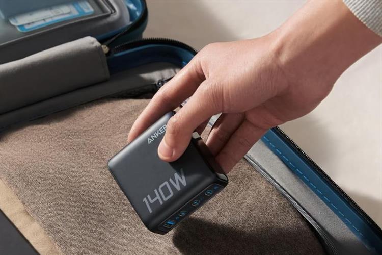 Bộ sạc nhanh 4 cổng USB Type-C 140W Anker Zolo B2697 kèm Cáp Type C - Type C Màu Đen