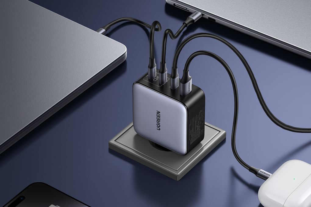 Adapter Sạc 4 cổng USB Type C PD QC 3.0 GaN 200W Ugreen X764 35539 - Sạc cùng lúc nhiều thiết bị