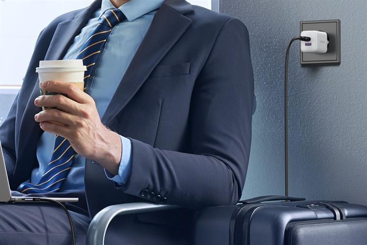 Sạc nhanh 2 cổng Type-C QC3.0 PD 30W Ugreen X516 Màu Trắng