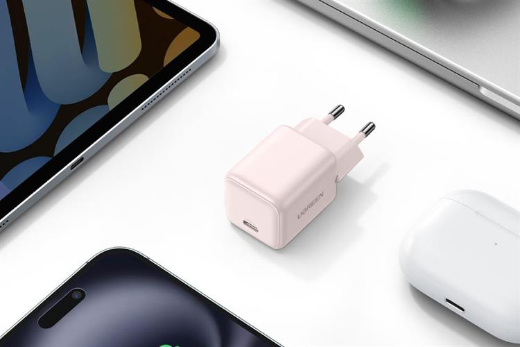 Sạc nhanh Type-C PD 20W Ugreen X512 Màu Hồng