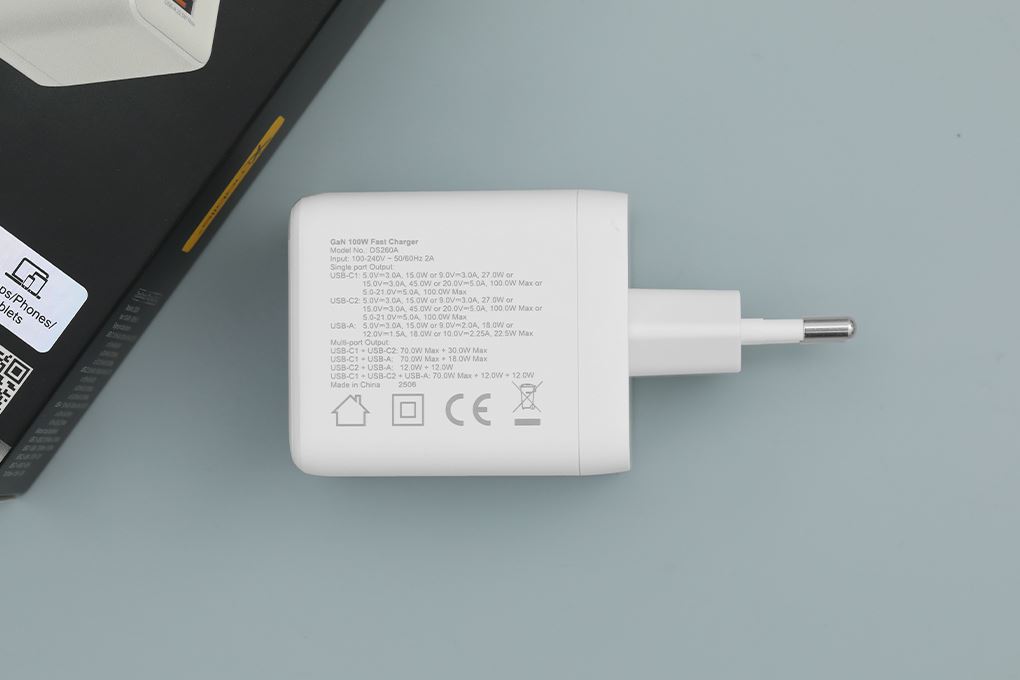 Sạc nhanh 3 cổng USB Type-C QC3.0 PD 100W Xmobile DS260A Màu Trắng