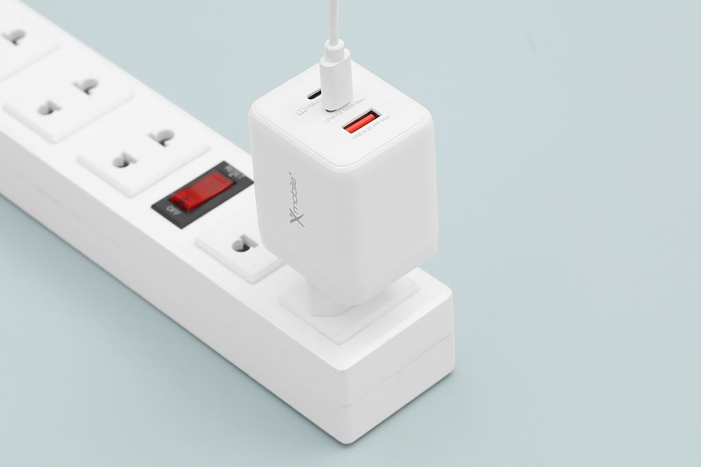 Sạc nhanh 3 cổng USB Type-C QC3.0 PD 100W Xmobile DS260A Màu Trắng
