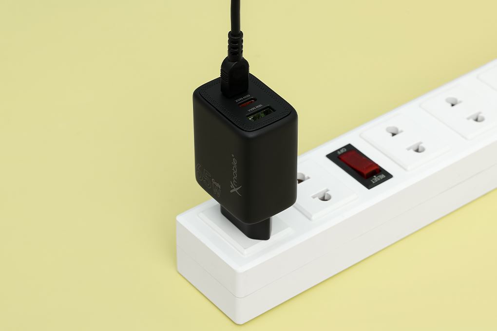 Sạc nhanh 3 cổng USB Type-C QC3.0 PD 65W Xmobile YC-524ACC - 8