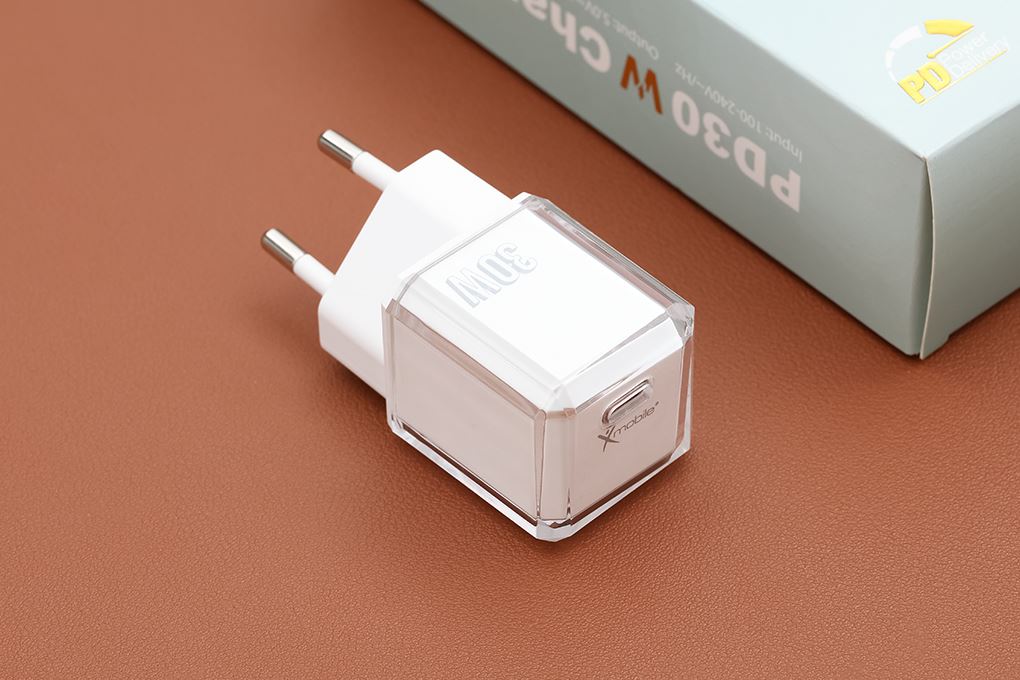Sạc nhanh Type-C PD 30W Xmobile DC04 - 4