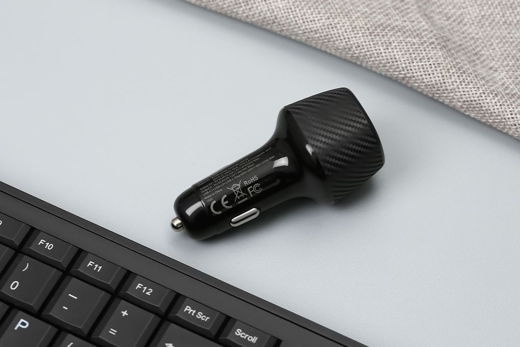 Sạc xe hơi 3 cổng Type C PD QC 3.0 65W Xmobile SN-612 Màu Đen