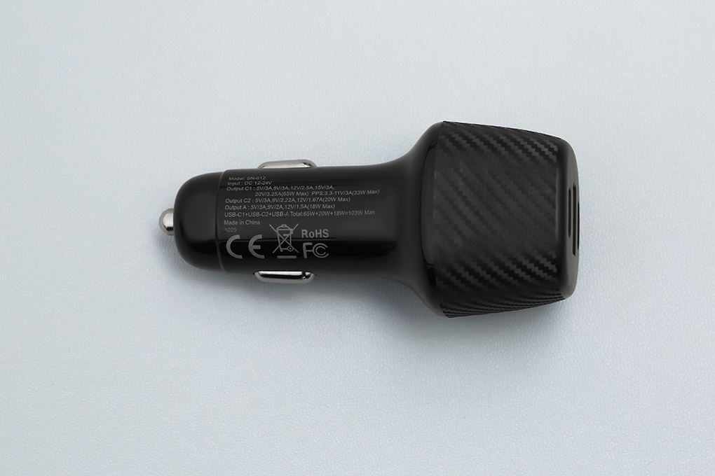 Sạc xe hơi 3 cổng Type C PD QC 3.0 65W Xmobile SN-612 Màu Đen