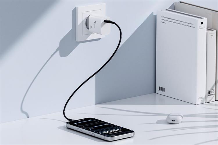 Sạc nhanh Type C PD 20W Xmobile CS-20W01 Màu Trắng