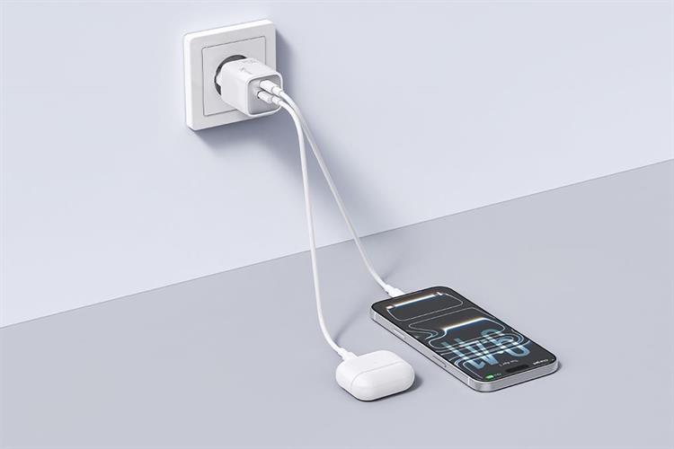 Mặt sau Sạc nhanh 2 cổng USB Type C PD GaN 30W Xmobile YC-348AC