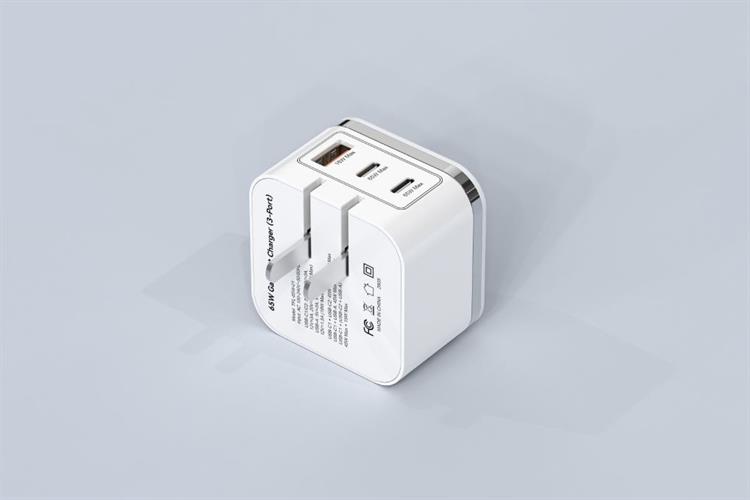 Sạc nhanh 3 cổng tích hợp đèn cảm ứng GaN3 65W Xmobile TFL-65W-01 Màu Trắng