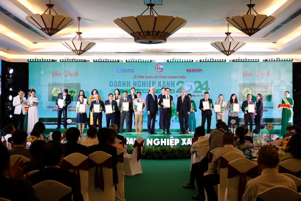 Bách Hoá Xanh Nhận Danh Hiệu “Doanh Nghiệp Xanh 2024 TPHCM”