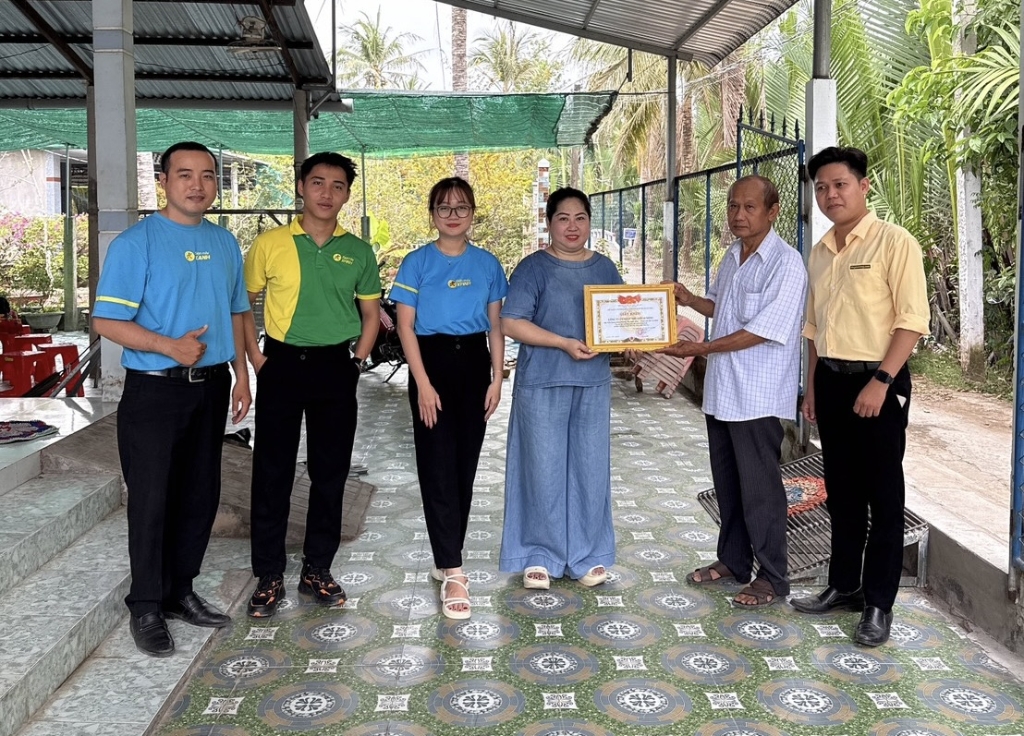 MWG Vi Cong Dong - Lan Toa Su Tu Te Tai Mo Cay Nam, Ben Tre