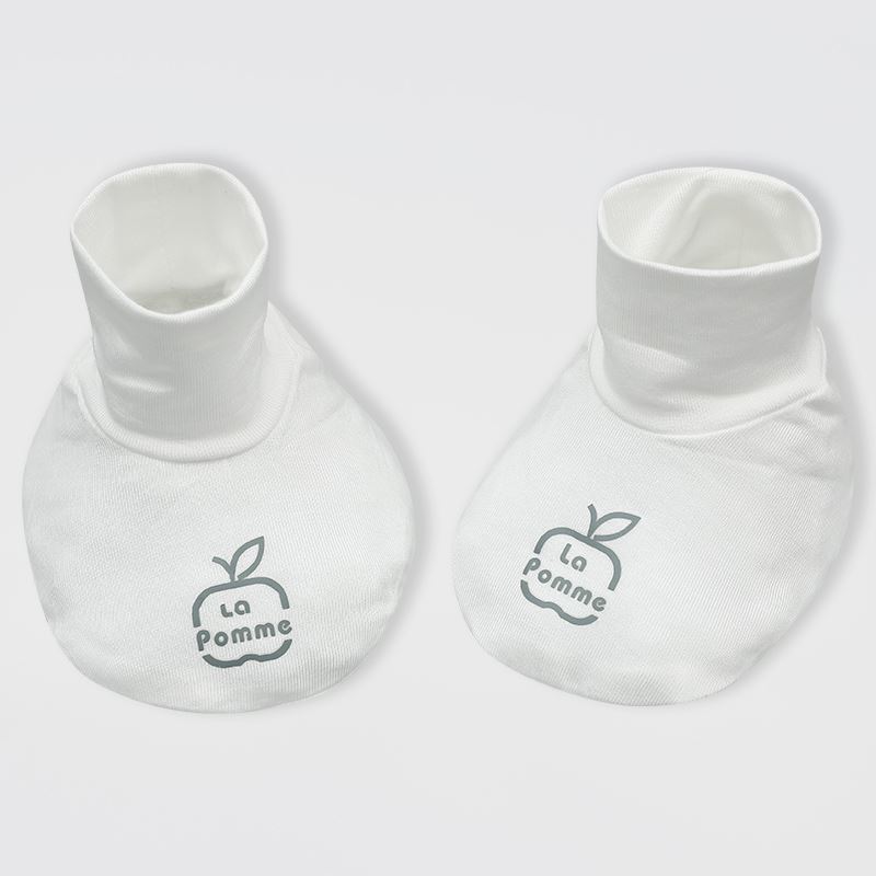 Set bao tay, bao chân mềm mịn La Pomme màu trắng (0 - 3 tháng) 4