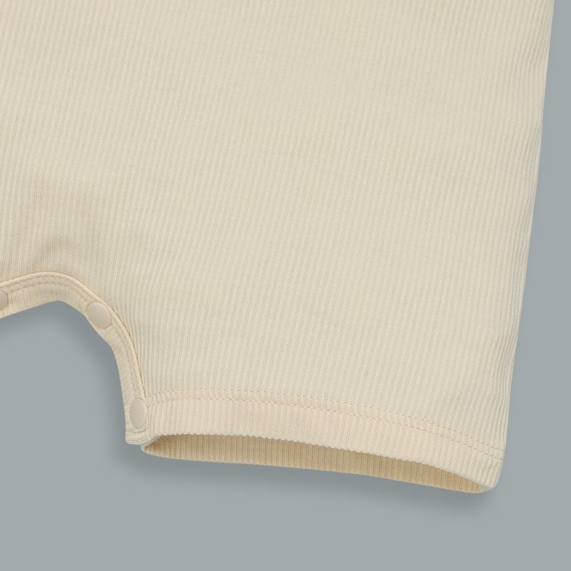 Bodysuit sát nách bé trai đính gấu Lullaby NH398N màu be 4
