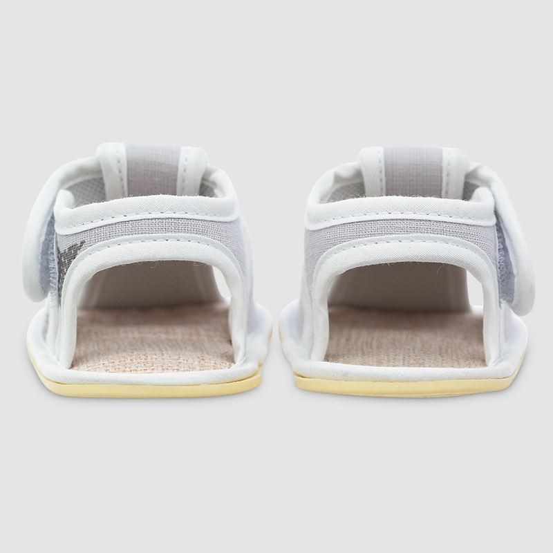 Giày tập đi cho bé Á Châu Avakids AC70 màu xám 9