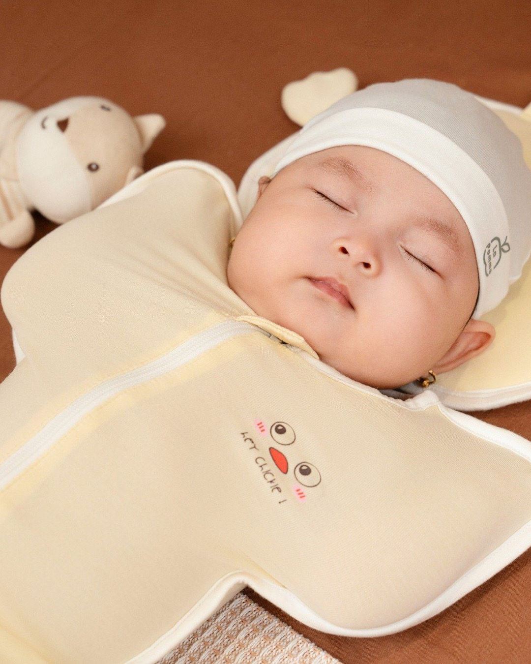 Nhộng chũn có khóa gà con ngộ nghĩnh La Pomme 1 - 3 tháng màu vàng, viền trắng 4