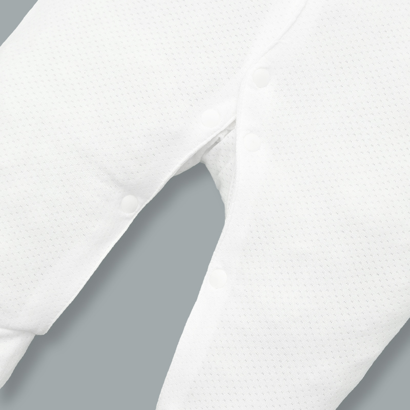 Bodysuit cài giữa bé trai Lullaby NH335N màu trắng 7