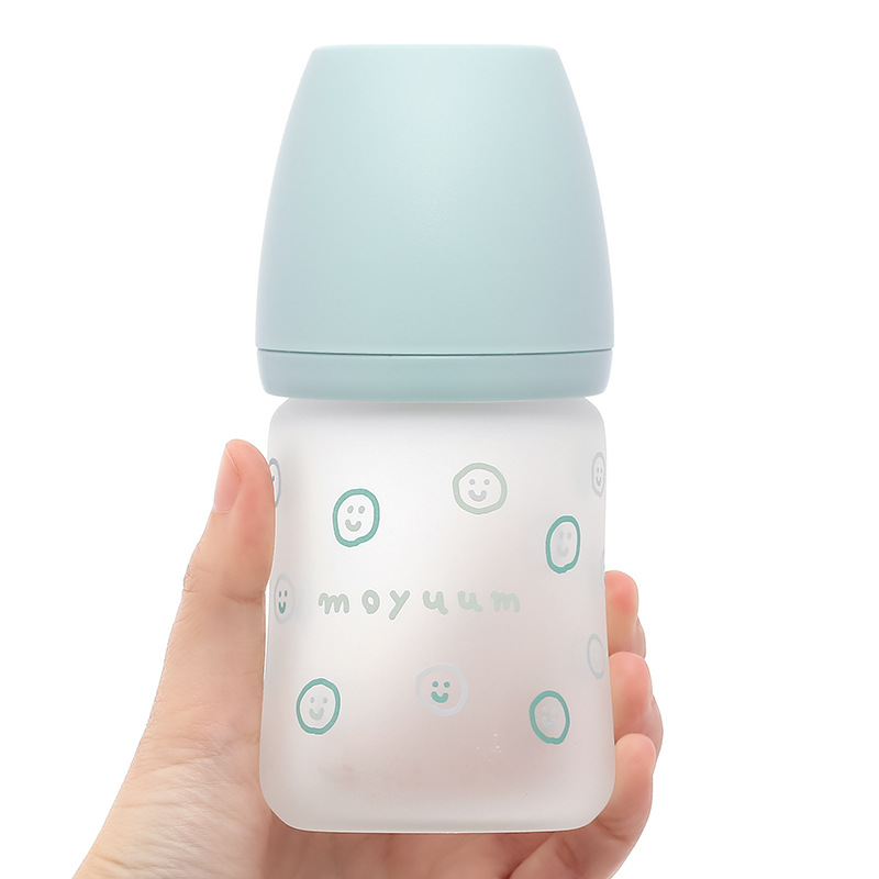 Bình sữa thủy tinh tráng silicone Moyuum cổ rộng 240 ml - Mặt cười (từ 2 tháng) 21