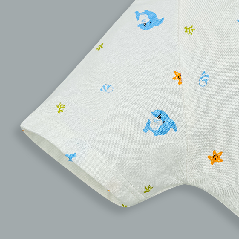 Áo tay ngắn cài chéo in cá heo IQ Baby màu trắng 4
