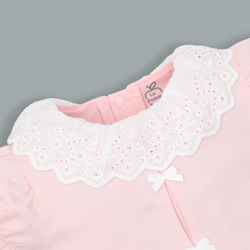 Bodysuit cài giữa La Pomme cổ cách điệu công chúa đáng yêu màu hồng 7