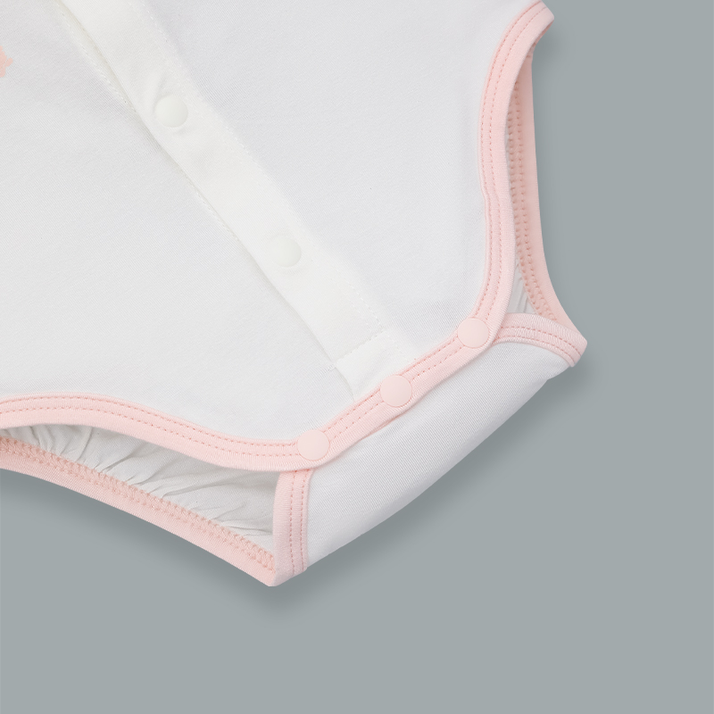 Bodysuit cài giữa La Pomme họa tiết nhí cách điệu màu be 14