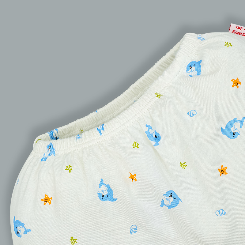 Quần ngắn in cá heo IQ Baby màu trắng 2