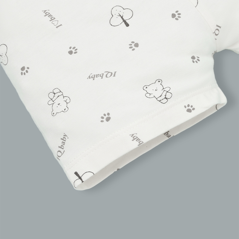 Quần ngắn in gấu IQ Baby màu trắng 3