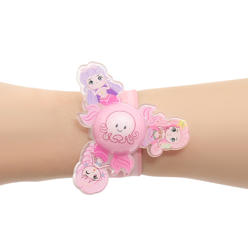 Đồ chơi vòng tay SPINER hoạt hình phát sáng HappyTime 7829-1 71